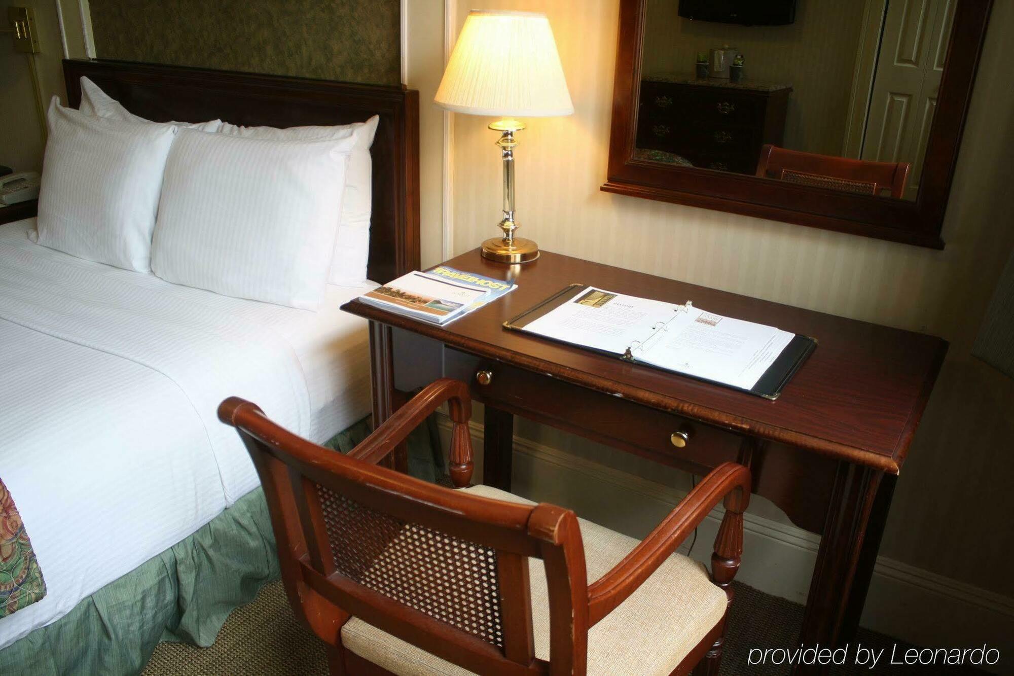The Albion Summit Hotel Ngoại thất bức ảnh